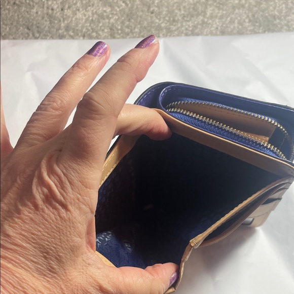 Kate Spade Royal Blue Leather Wallet EUC - Picture 5 of 8